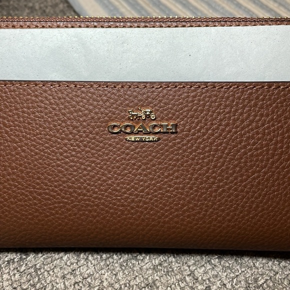 NWT Coach Acc Zip Wristlet Wallet Strap in Saddle 2